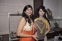 Saloni at Hiya Jewellery Event Photos